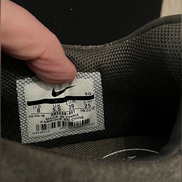 EUC Like New Nike Air Force 1 Shoes Size 8 Color Gray and Black - Picture 7 of 11